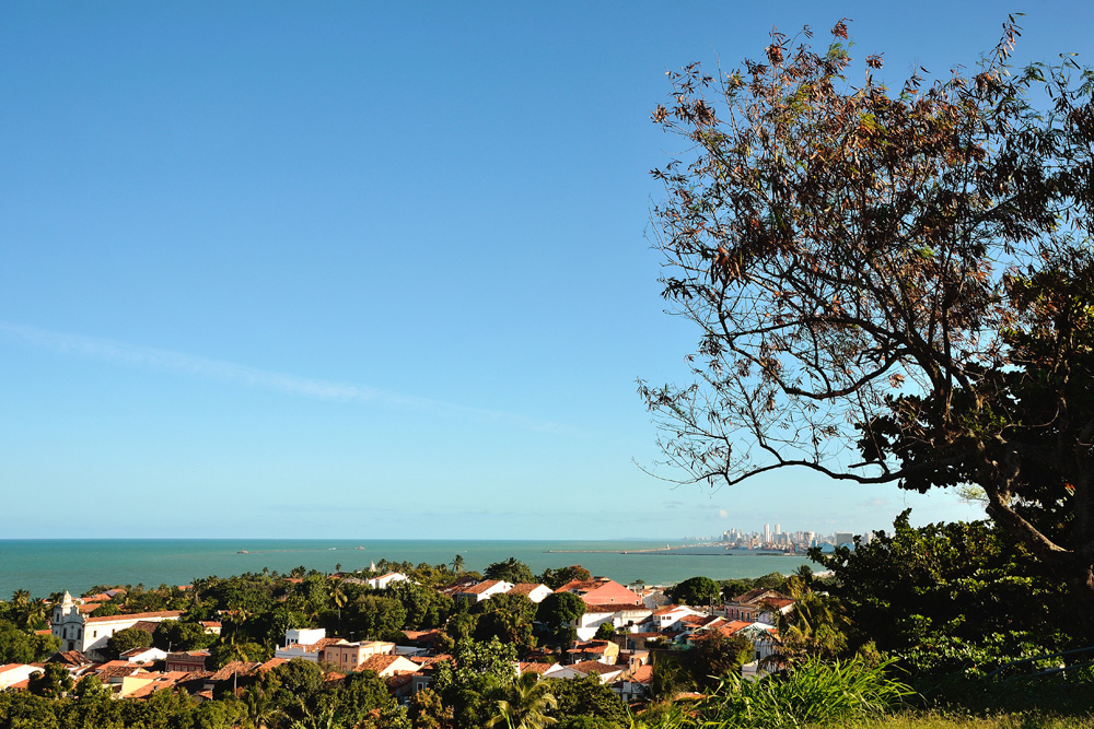 Panoramablick von der Praça da Sé auf Olinda und Recife. Foto: Wolfgang Besche ©